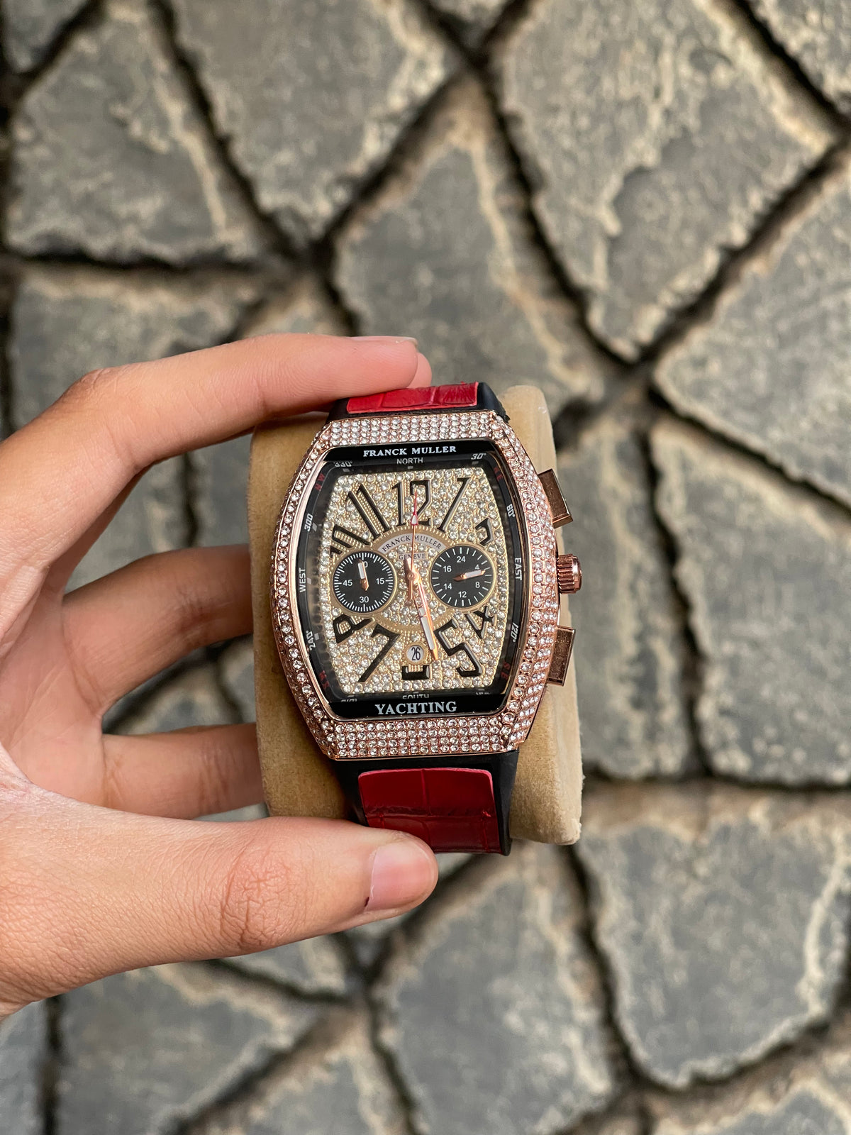 FRANCK MULLER Gold Choronograph With Red Straps